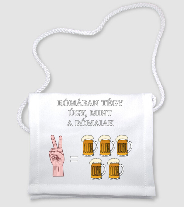  minta fehér pólón